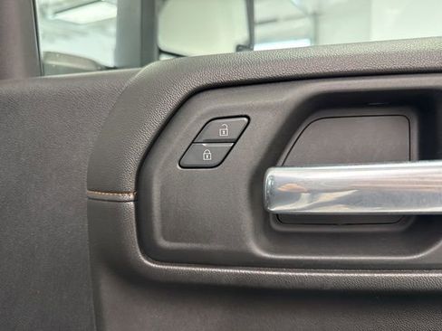 Used 2021 GMC Sierra 2500 AT4 w/ AT4 Premium Plus Package image 30