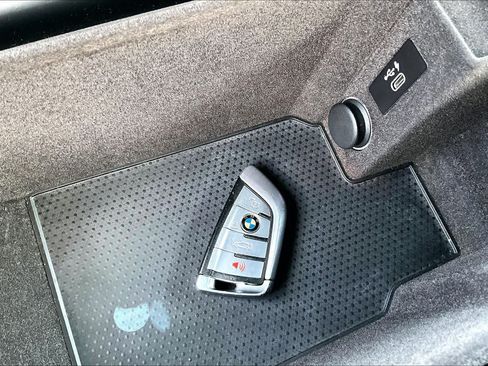 Used 2020 BMW M850i xDrive Coupe AWD/4WD image 15