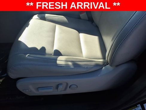 Used 2018 Toyota Highlander Limited Platinum image 15