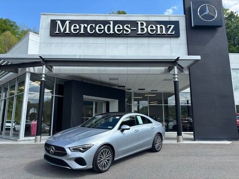 Certified 2025 Mercedes-Benz CLA 250 4MATIC image 1