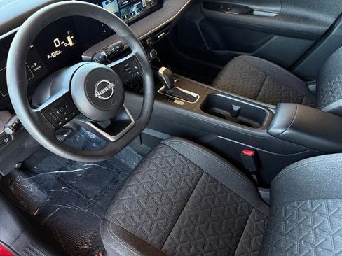 Certified 2025 Nissan Kicks SV FWD image 15