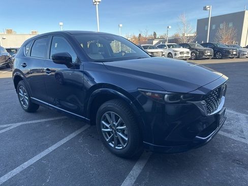 Used 2025 MAZDA CX-5 AWD 2.5 S w/ Preferred Package image 3