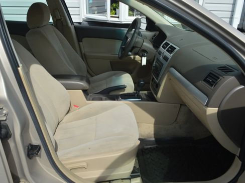 Used 2006 Mercury Milan image 16