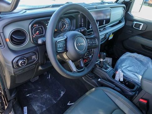 New 2026 Jeep Gladiator Mojave AWD/4WD image 13