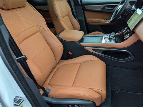 New 2026 Jaguar F-PACE R-Dynamic S image 18