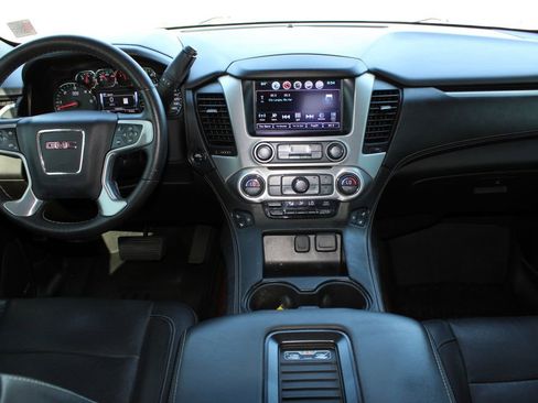 Used 2017 GMC Yukon SLT w/ Open Road Package RWD image 8