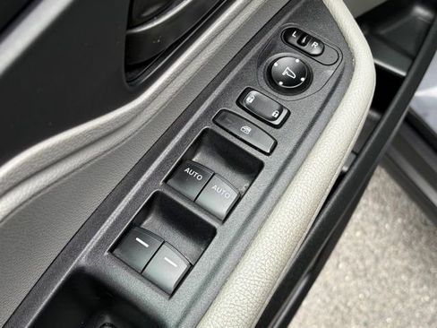Used 2019 Honda Odyssey LX image 12