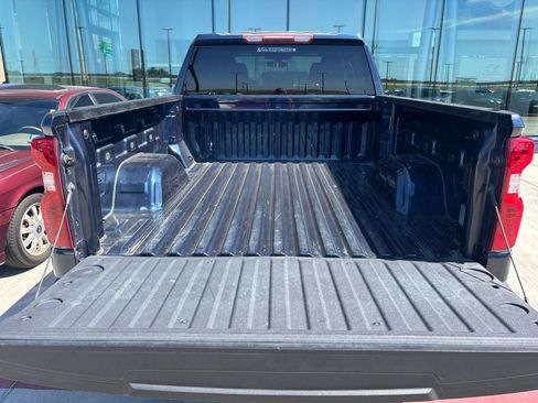 Used 2020 Chevrolet Silverado 1500 LT w/ Texas Edition RWD image 9