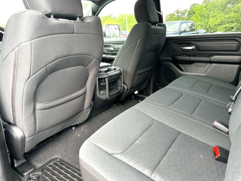 New 2026 RAM 1500 Express image 24