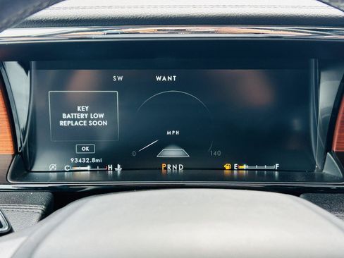 Used 2019 Lincoln Navigator Reserve AWD/4WD image 25