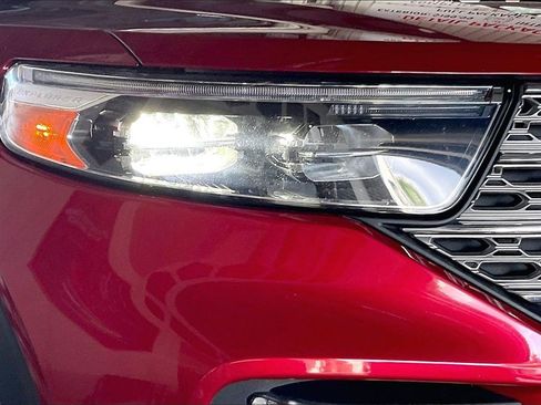 Used 2023 Ford Explorer Limited image 28