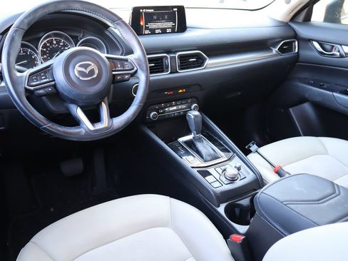 Used 2020 MAZDA CX-5 Touring FWD image 5