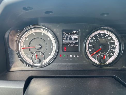 Used 2024 RAM 1500 Classic SLT AWD/4WD image 42