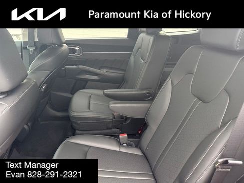 Used 2023 Kia Sorento SX FWD image 17