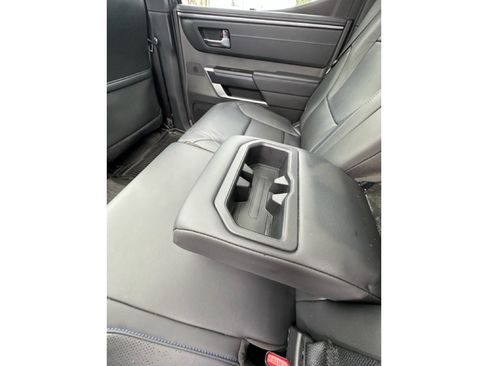 Used 2024 Toyota Tundra Platinum AWD/4WD image 23