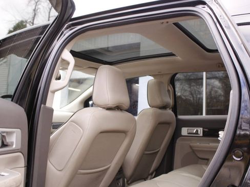 Used 2008 Lincoln MKX AWD image 32