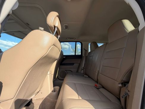 Used 2015 Jeep Patriot High Altitude image 17