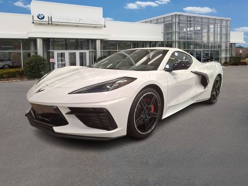 Used 2024 Chevrolet Corvette Stingray Preferred Cpe w/ Z51 Performance Package image 1