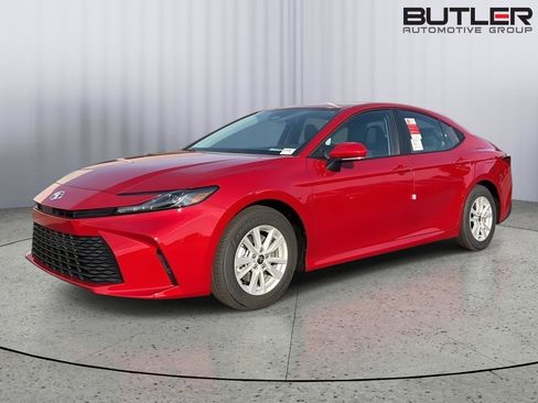 New 2026 Toyota Camry LE FWD image 1