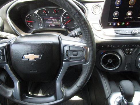 Used 2023 Chevrolet Blazer LT w/ Convenience Package FWD image 13