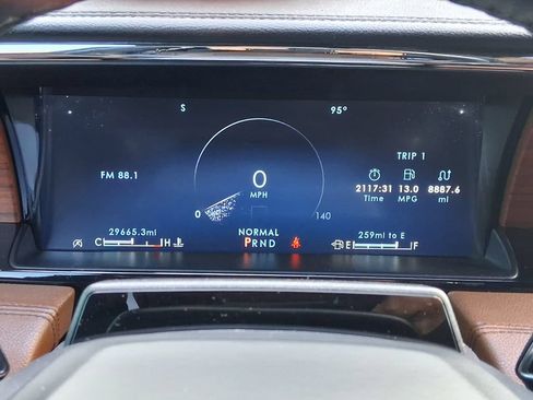 Used 2023 Lincoln Navigator Reserve RWD image 14