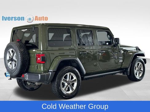 Used 2022 Jeep Wrangler Unlimited Sahara w/ LED Lighting Group AWD/4WD image 9