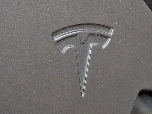 Used 2026 Tesla Model Y Premium image 33