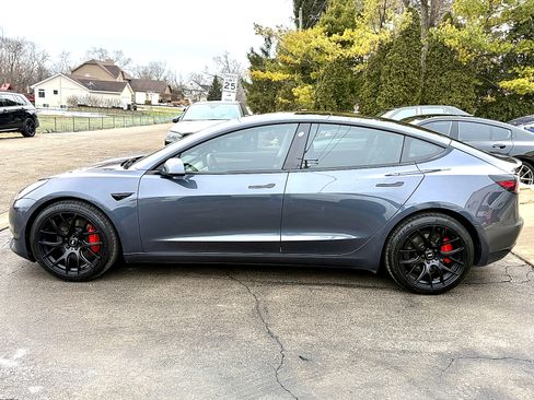 Used 2022 Tesla Model 3 Performance image 6