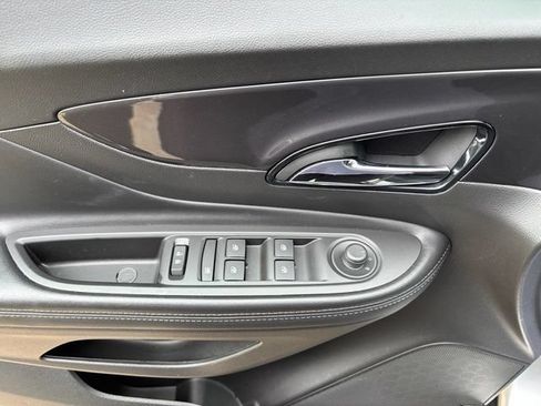 Used 2019 Buick Encore Preferred FWD image 13