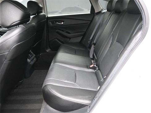 Used 2024 Honda Accord Touring image 2