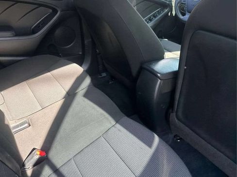 Used 2017 Kia Forte LX FWD image 11