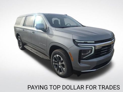 New 2026 Chevrolet Suburban LS image 7