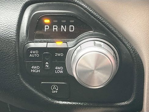 Used 2021 RAM 1500 Laramie AWD/4WD image 17