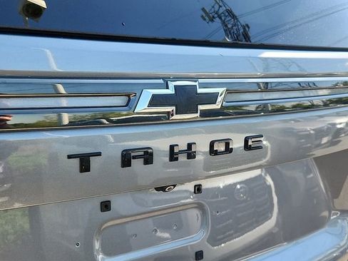 Used 2021 Chevrolet Tahoe Z71 w/ Z71 Off-Road Package AWD/4WD image 30