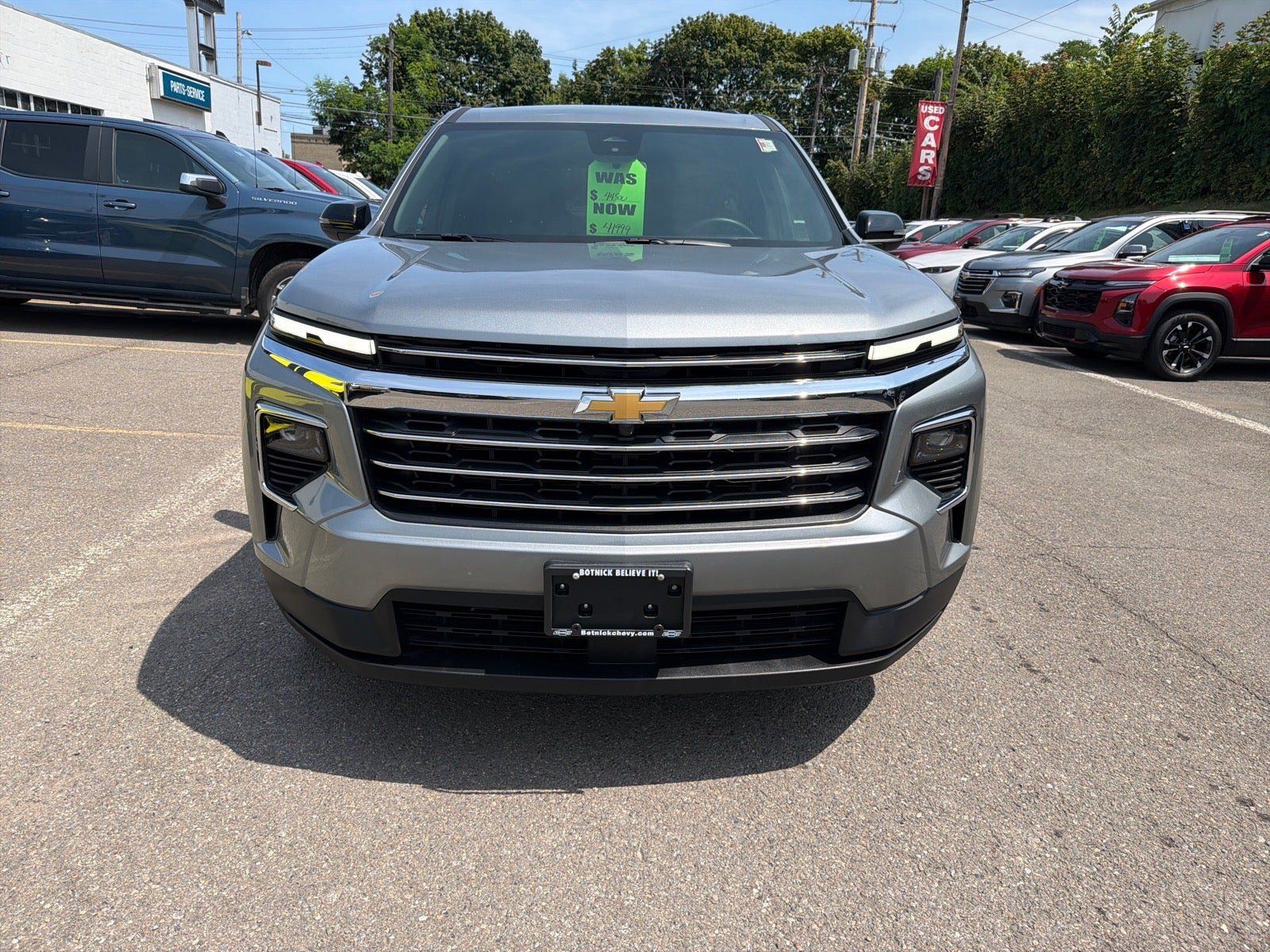 Used 2026 Chevrolet Traverse LT AWD/4WD image 3