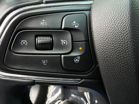 Used 2023 Buick Envision Preferred image 32