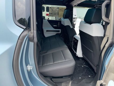 Used 2024 GMC Hummer EV 3X w/ Omega Edition AWD/4WD image 29