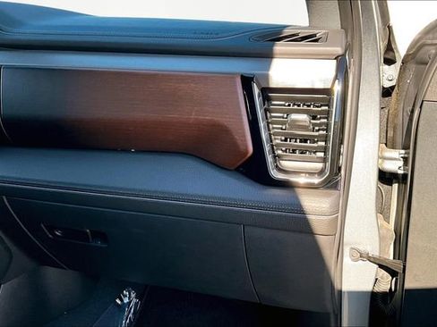 Used 2023 GMC Sierra 1500 Denali w/ Technology Package image 18