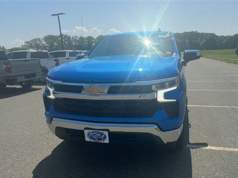 New 2026 Chevrolet Silverado 1500 LT image 3