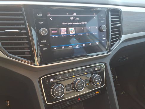 Used 2023 Volkswagen Atlas SE FWD image 17
