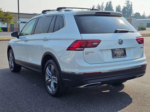 Used 2021 Volkswagen Tiguan SEL w/ 3rd Row Seat Package AWD/4WD image 5