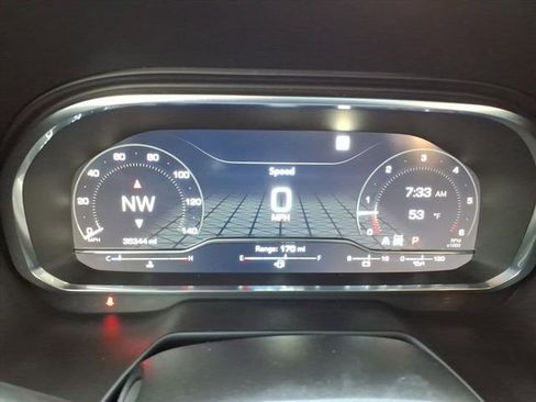 Used 2023 GMC Yukon SLT image 37