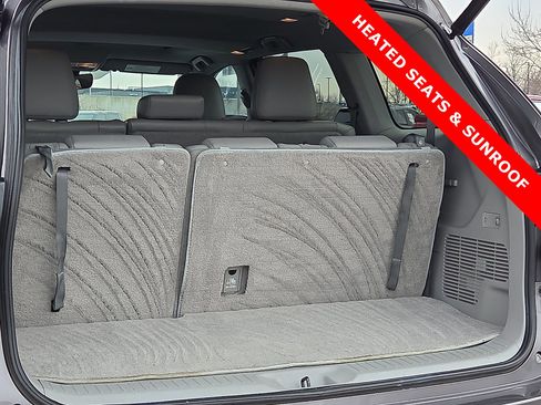 Used 2019 Toyota Highlander XLE image 9