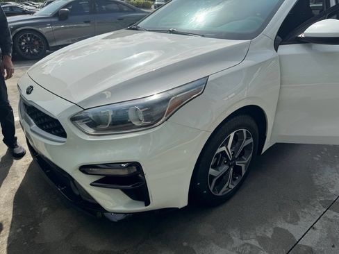 Used 2019 Kia Forte LXS FWD image 14