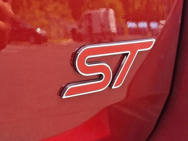 Certified 2025 Ford Explorer ST AWD/4WD image 33