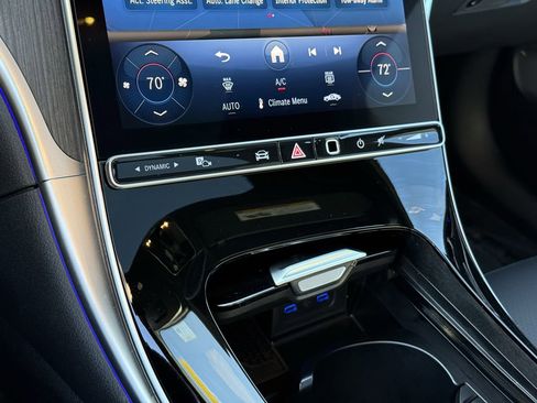 Certified 2025 Mercedes-Benz C 300 4MATIC Sedan image 29