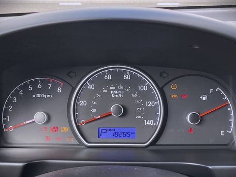 Used 2009 Hyundai Elantra GLS w/ Popular Equipment Pkg 2 FWD image 5
