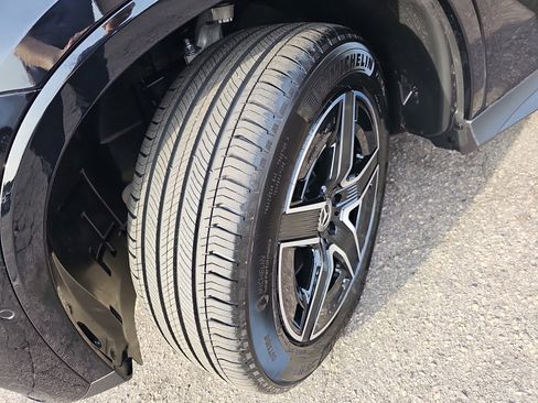 New 2026 Mercedes-Benz GLC 300 image 33
