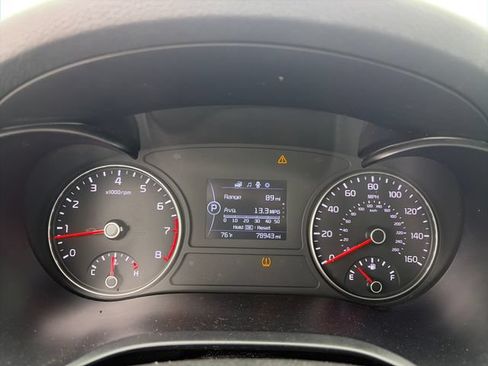 Used 2018 Kia Optima LX w/ 17" Alloy Wheels Package FWD image 16