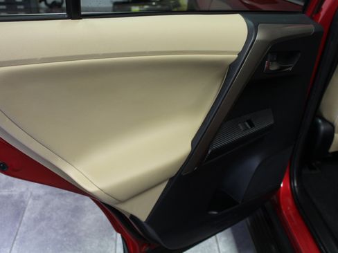 Used 2013 Toyota RAV4 Limited image 24